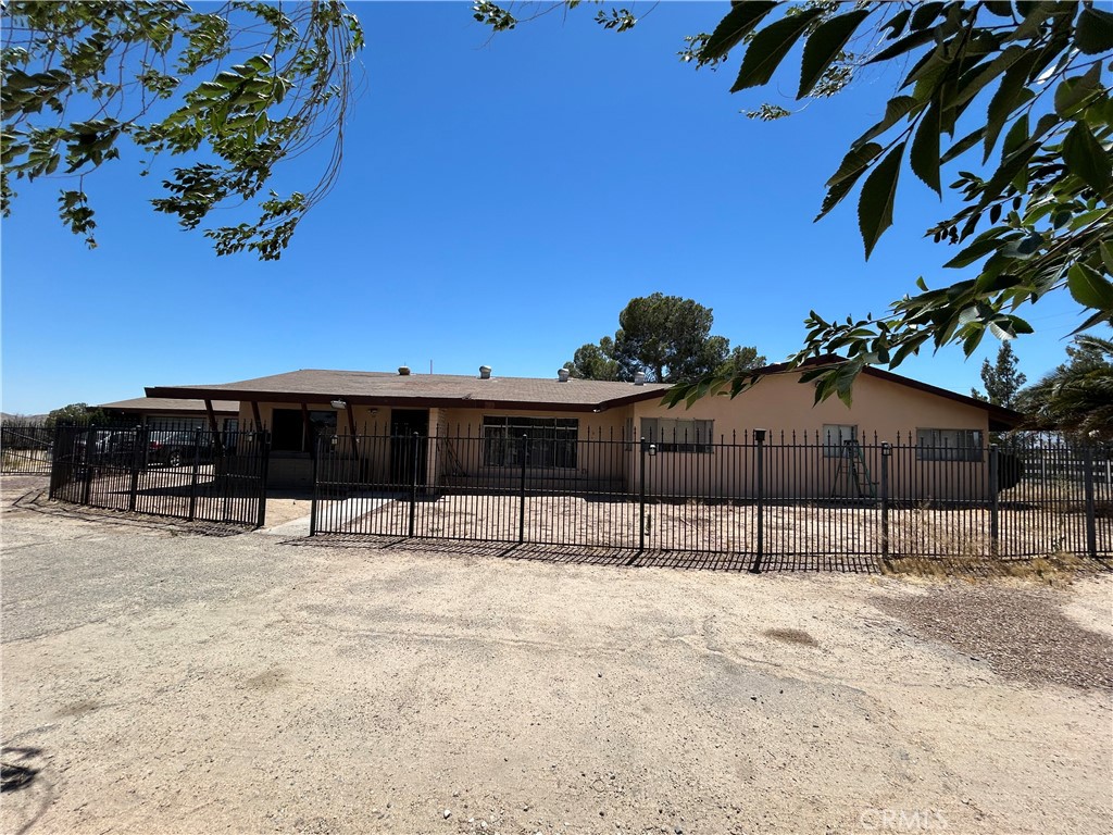 14822 Rodeo Drive Victorville, CA 92395 - Photo 1 of 60