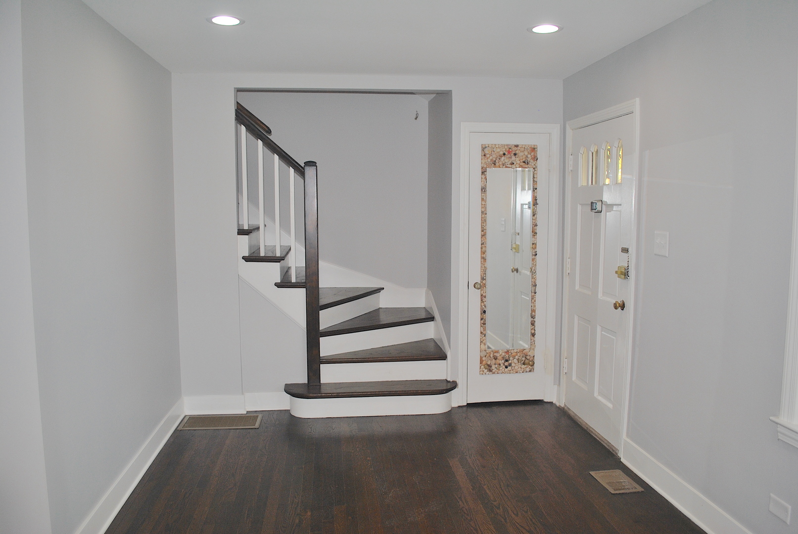 10052 South Green Street Chicago, IL 60643 - Photo 9 of 22 wooden floor in an empty room