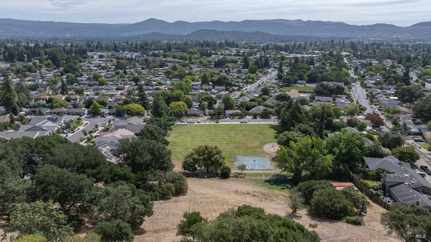 155 Riordan Lane Napa, CA 94558 - Photo 2 of 24