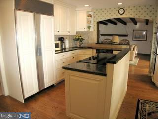 410 North Valley Forge Road Devon, PA 19333 - Photo 2 of 6