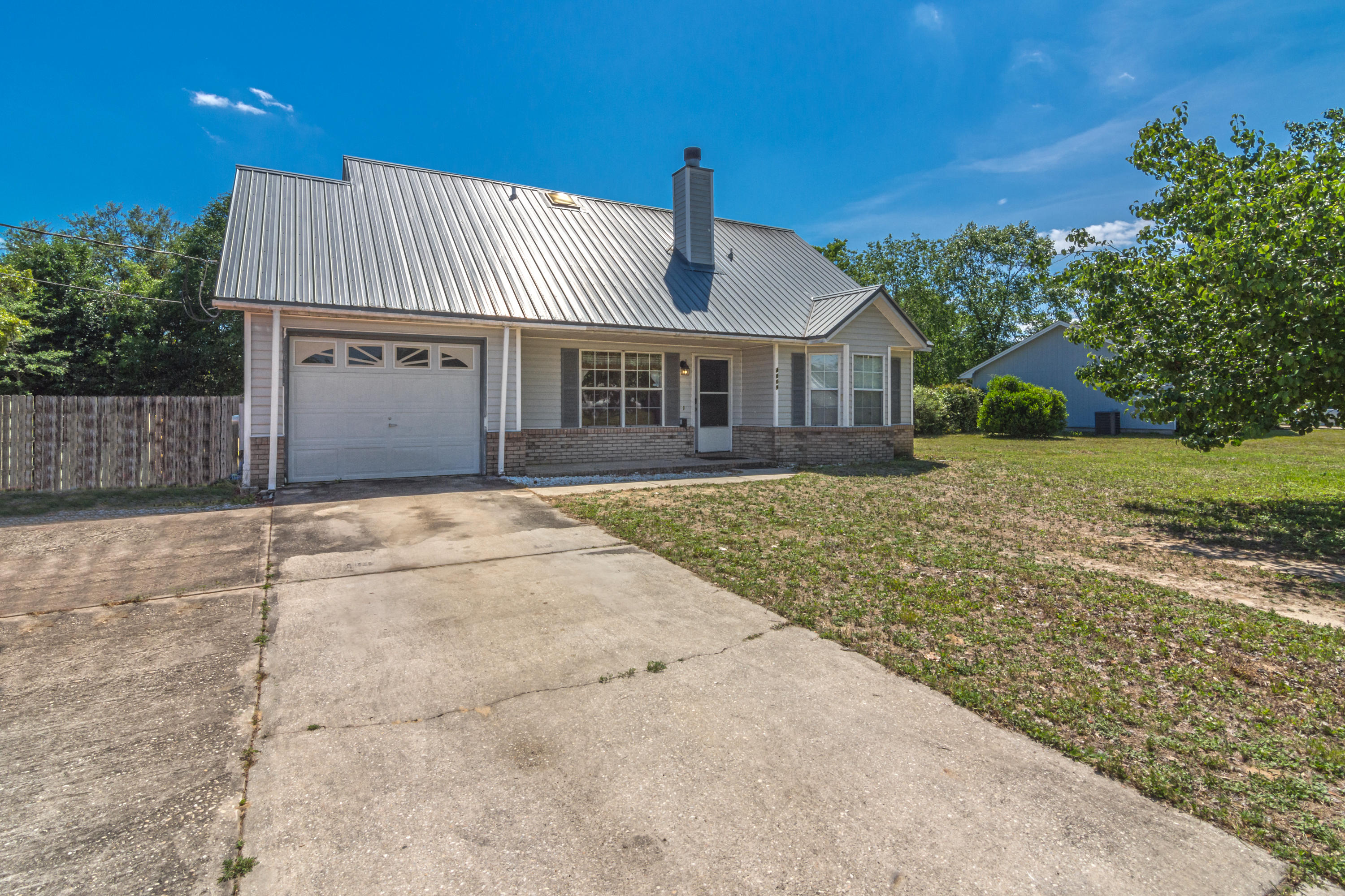 4809 Young Road Crestview, FL 32539 - Photo 2 of 21 4809 Young Rd Exterior-2