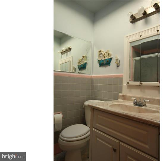 1716 Fox Chase Road Philadelphia, PA 19152 - Photo 7 of 11 Gallery Image 7