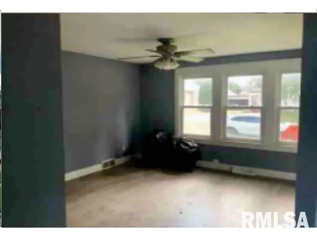 $75,000 | 702 North Vernon Street, Princeton, IL 61356