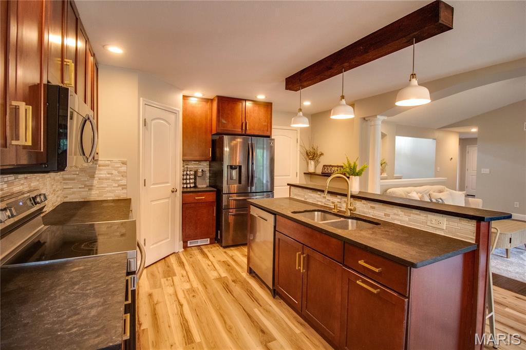 1502 Autumn Street Godfrey, IL 62035 - Photo 14 of 52