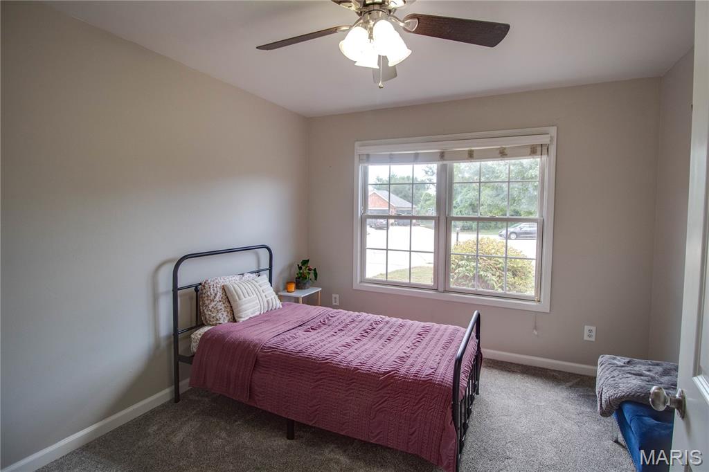 1502 Autumn Street Godfrey, IL 62035 - Photo 23 of 52