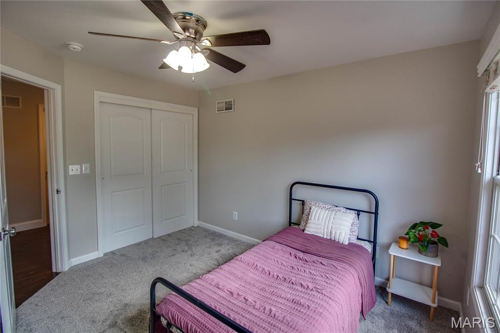 1502 Autumn Street Godfrey, IL 62035 - Photo 25 of 52