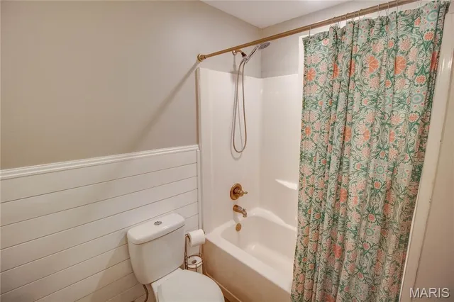 $400,000 | 1502 Autumn Street, Godfrey, IL 62035