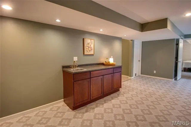 $400,000 | 1502 Autumn Street, Godfrey, IL 62035