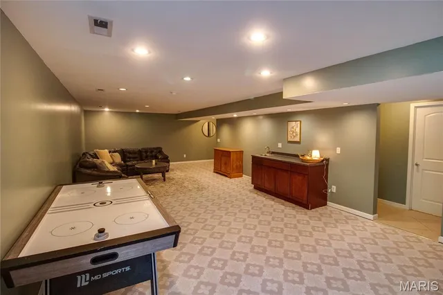 $400,000 | 1502 Autumn Street, Godfrey, IL 62035