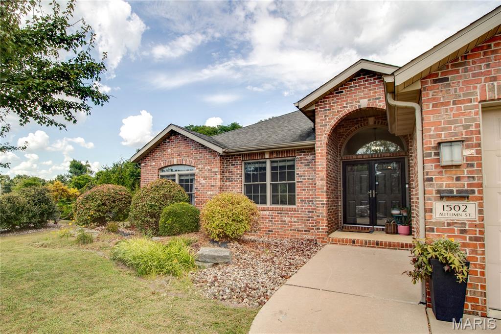 1502 Autumn Street Godfrey, IL 62035 - Photo 4 of 52