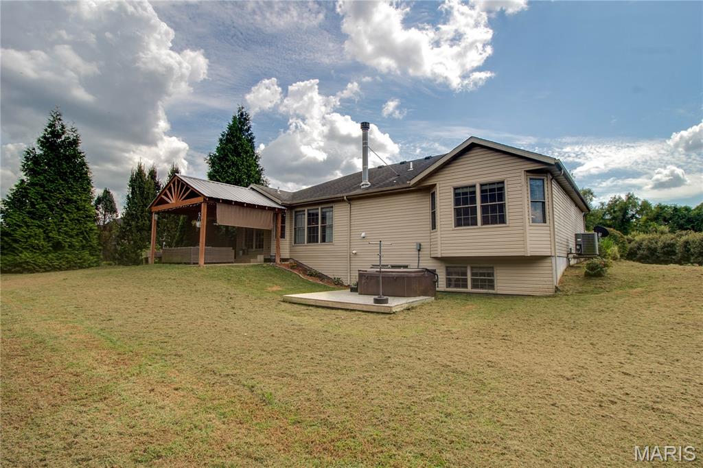 1502 Autumn Street Godfrey, IL 62035 - Photo 47 of 52