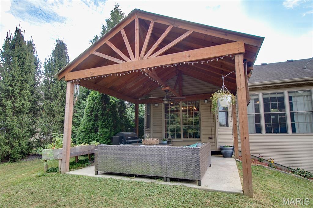 1502 Autumn Street Godfrey, IL 62035 - Photo 49 of 52