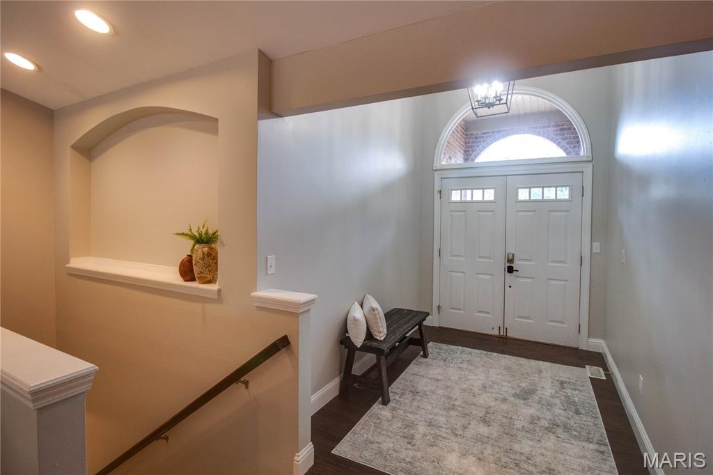 1502 Autumn Street Godfrey, IL 62035 - Photo 7 of 52