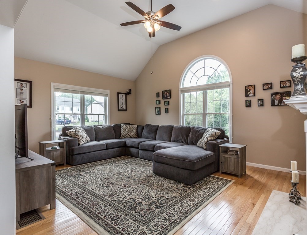 168 Finch Road Raynham, MA 02767 - Photo 6 of 26 Gallery Image 6