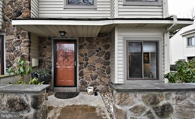 $2,500 | 28 Flintlock Lane, Chesterbrook, PA 19087