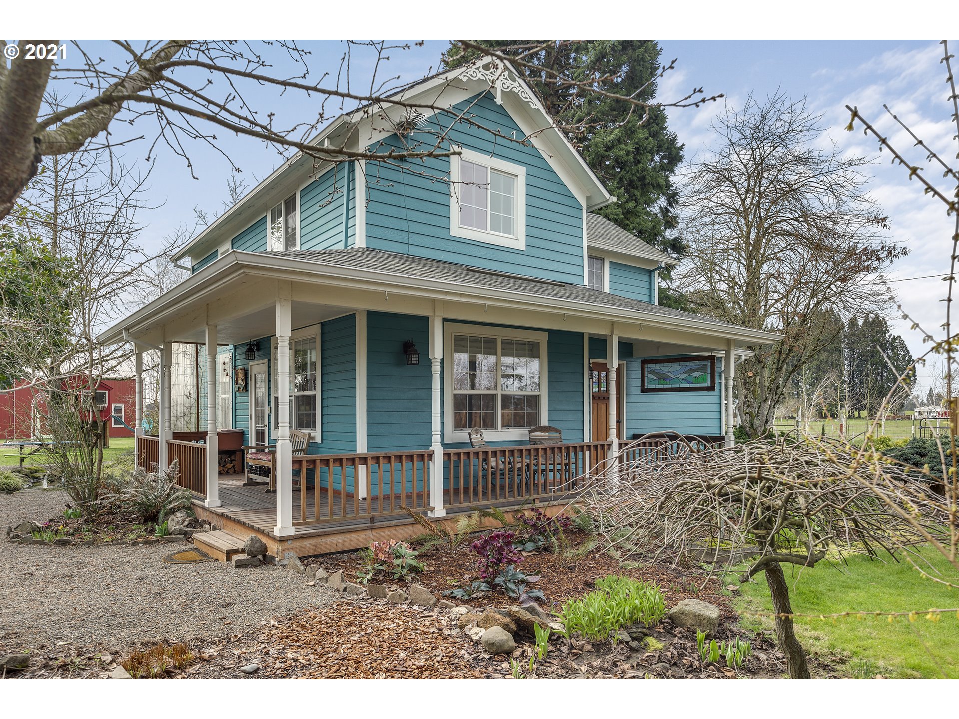 7150 South Barnards Road Canby, OR 97013 - Photo 2 of 32 front view of a house with a yard