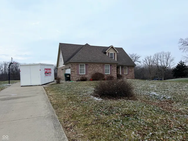 $455,000 | 1197 Chapman Drive, Greenfield, IN 46140