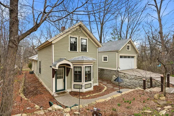 $575,000 | 410 Linden Street West, Stillwater, MN 55082