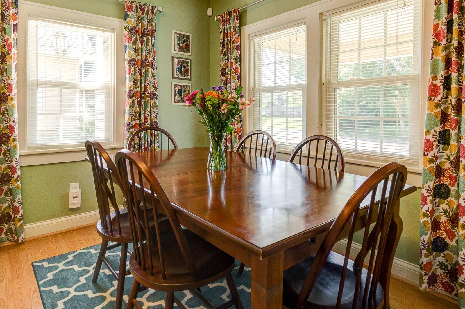 2734 Zollinger Road Columbus, OH 43221 - Photo 8 of 32 Gallery Image 8