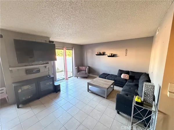 $594,999 | 8341 De Soto Canoga Park, Unit 10, Canoga Park, CA 91304