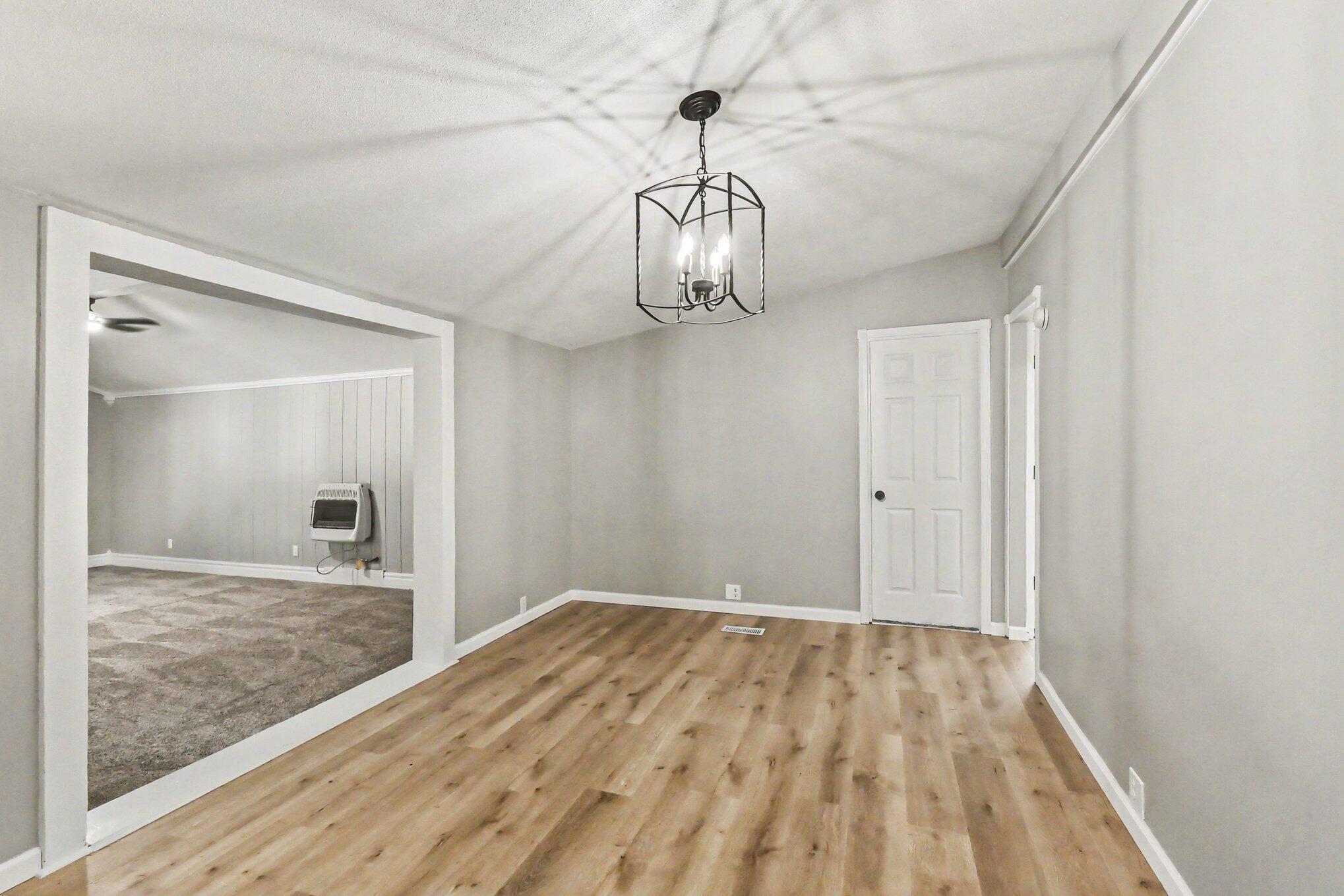 2795 South Bradley Road Charlotte, MI 48813 - Photo 2 of 23 014_file_3400
