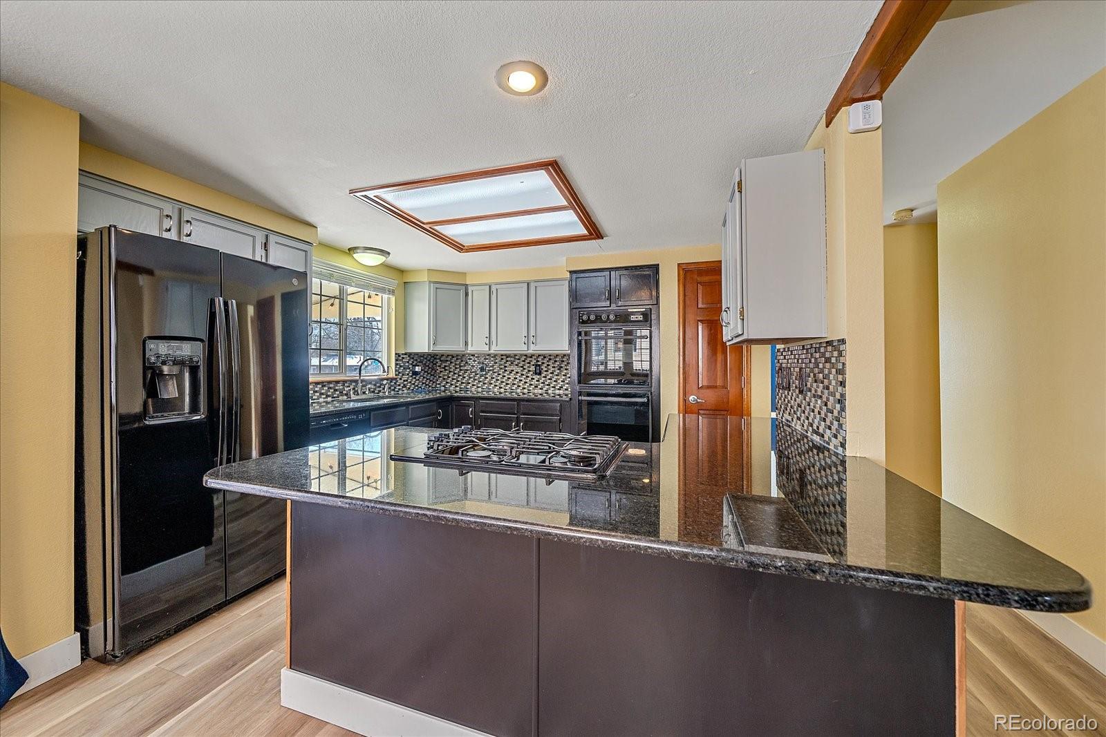 6810 Simms Court Arvada, CO 80004 - Photo 14 of 50