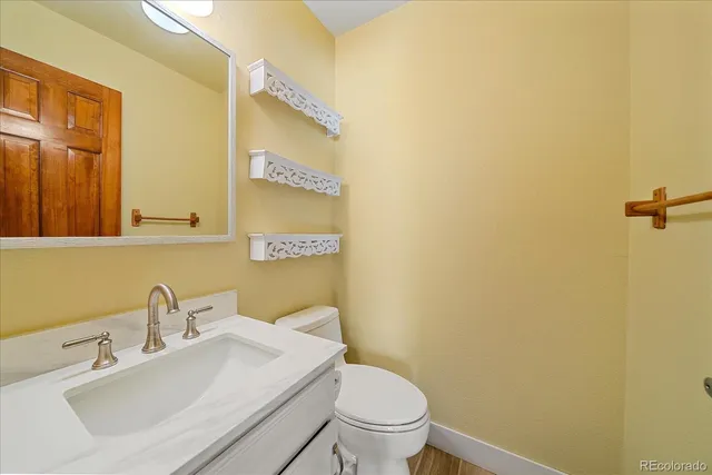 $750,000 | 6810 Simms Court, Arvada, CO 80004