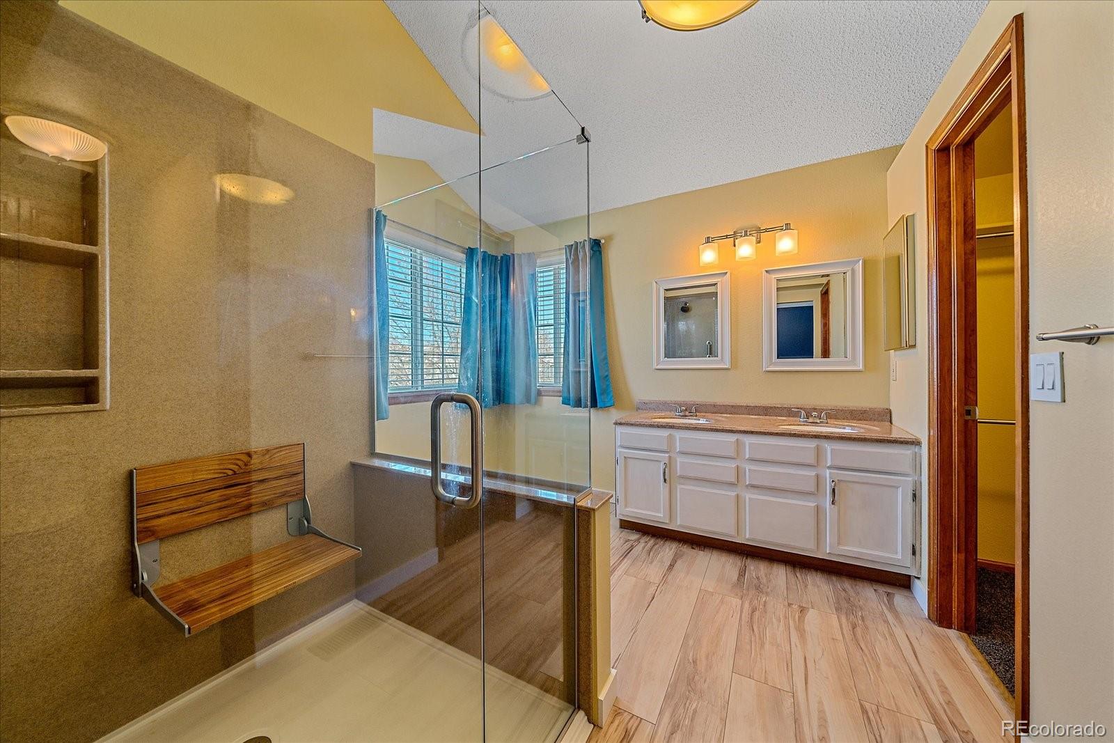 6810 Simms Court Arvada, CO 80004 - Photo 22 of 50