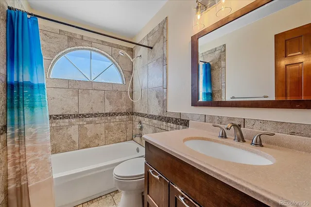 $750,000 | 6810 Simms Court, Arvada, CO 80004