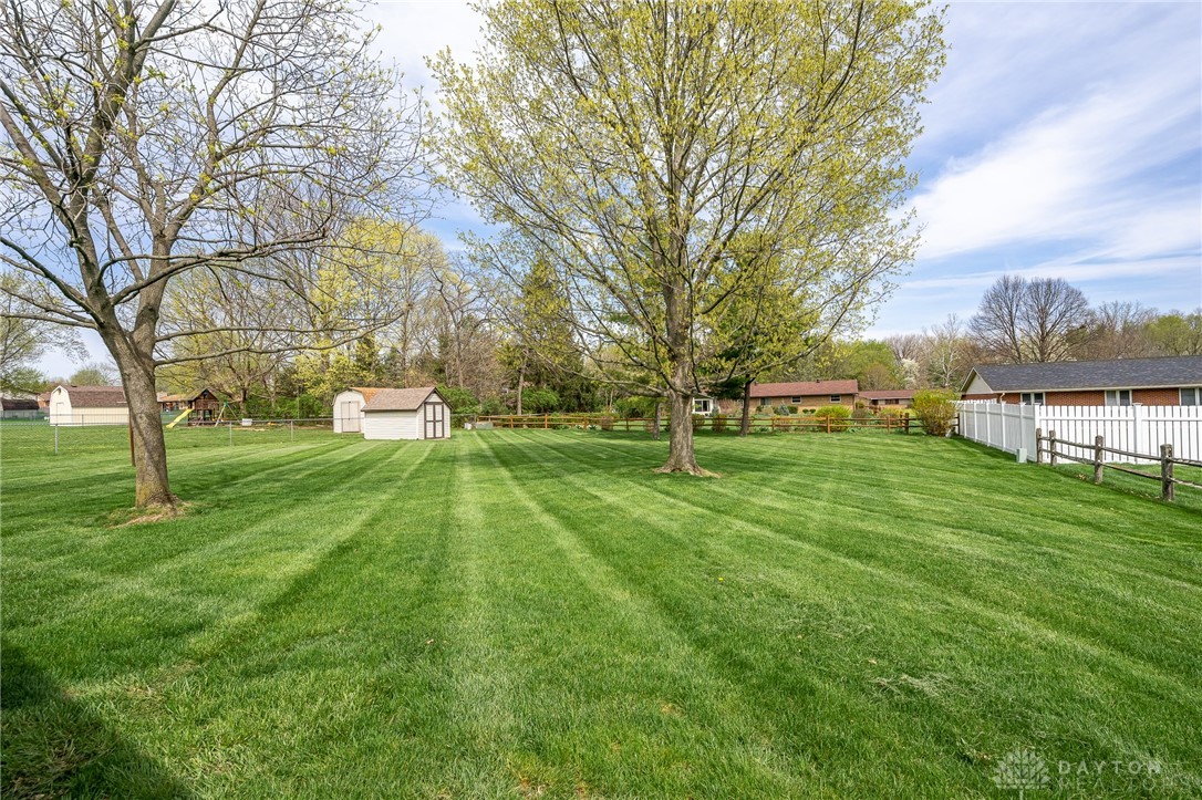 3028 Lantz Road Dayton, OH 45432 - Photo 9 of 39 Gallery Image 9