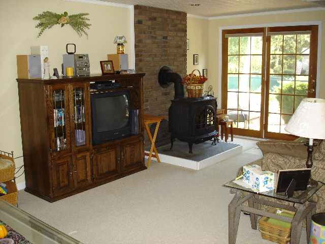 1 Hillview Road Guilderland, NY 12303 - Photo 3 of 9 Photo 3
