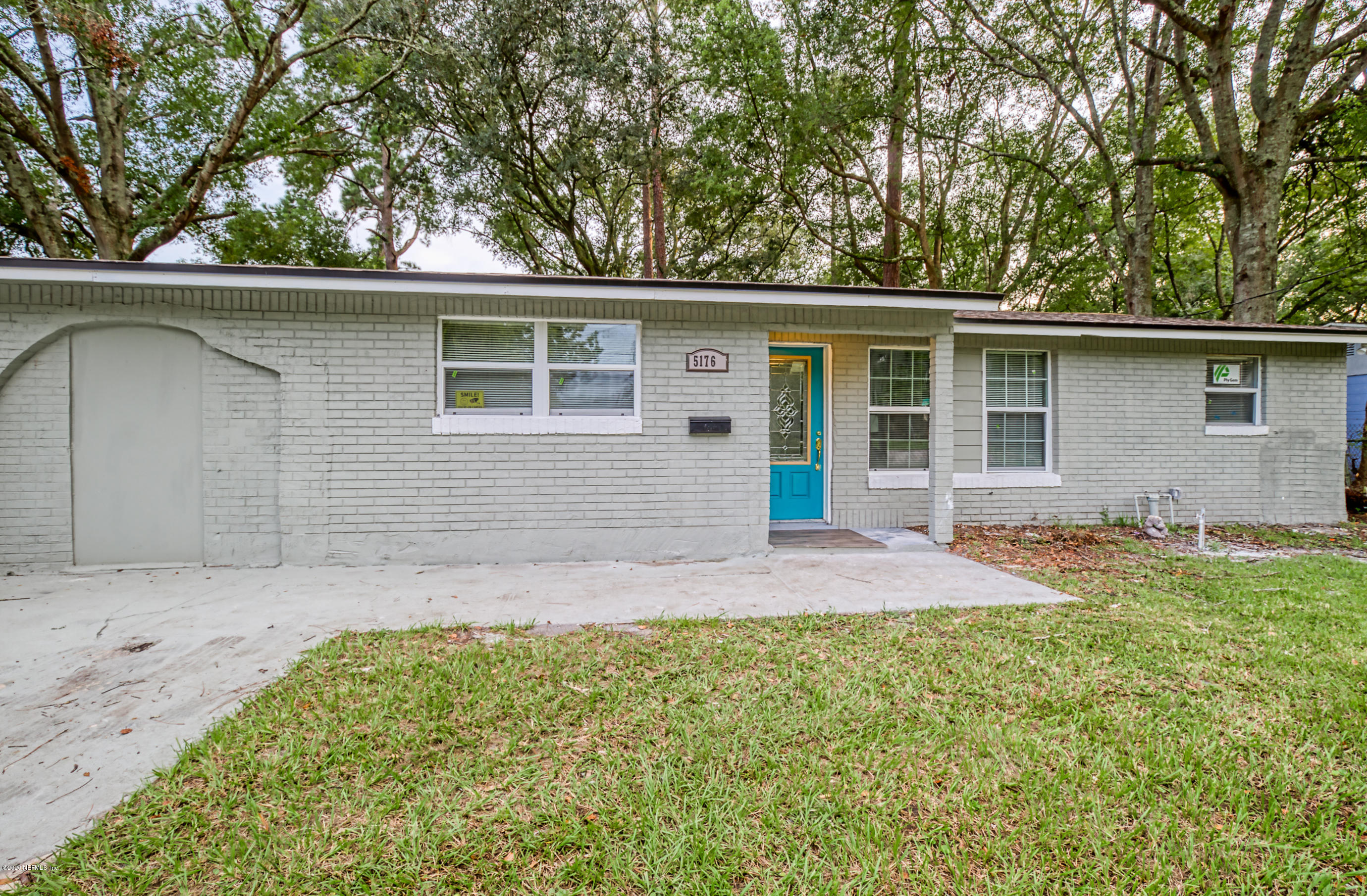 5176 Moncrief Road West Jacksonville, FL 32209 - Photo 19 of 22 Welcome Home