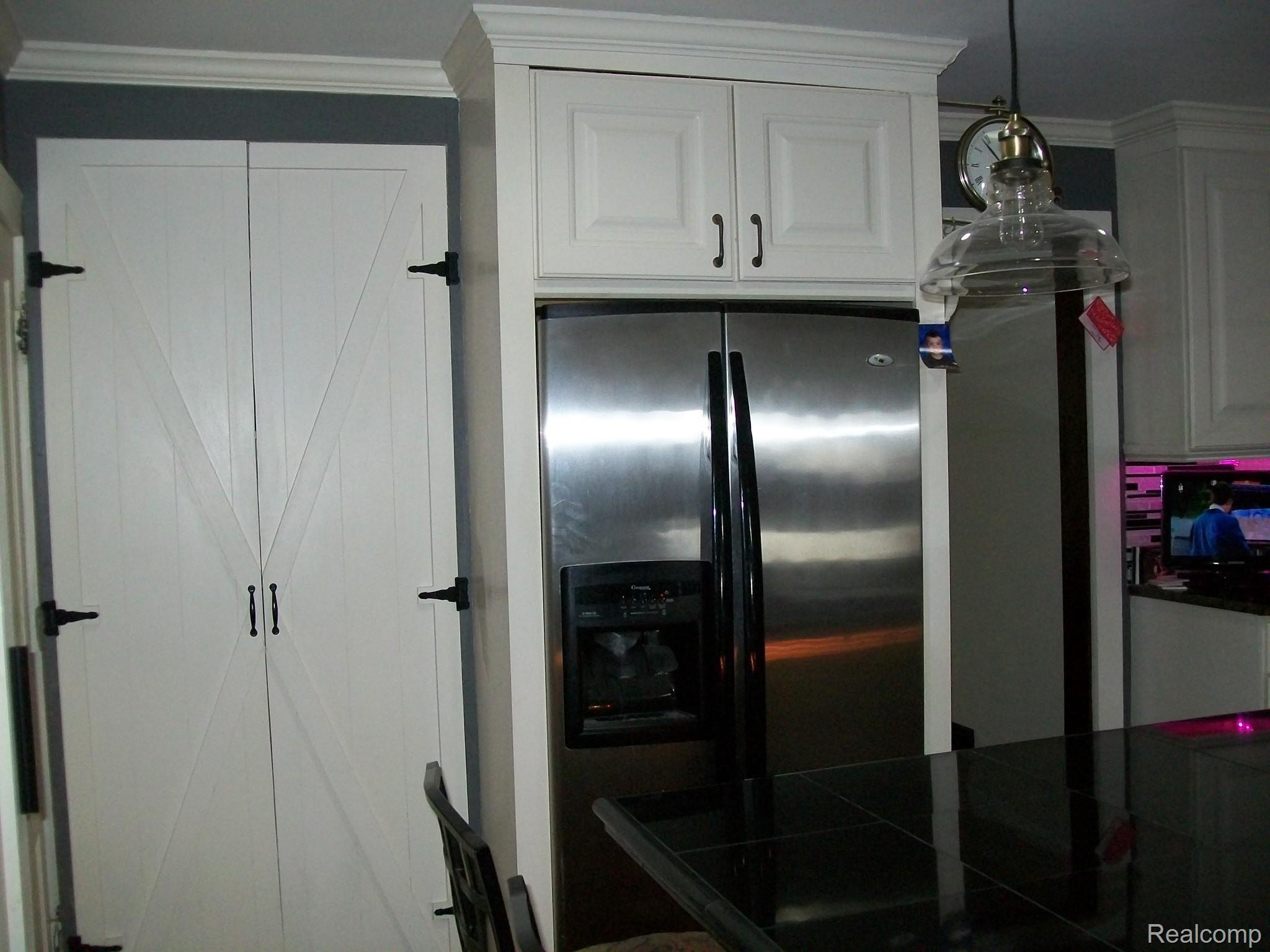 21396 Spears Road Pinckney, MI 48169 - Photo 12 of 38 100_2307.JPG