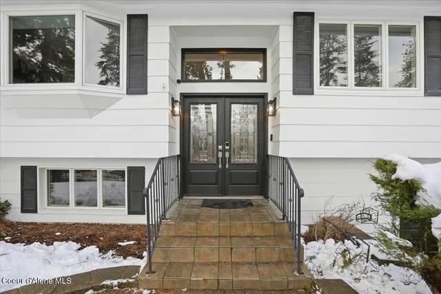 $699,900 | 12331 North Avondale Loop, Hayden, ID 83835