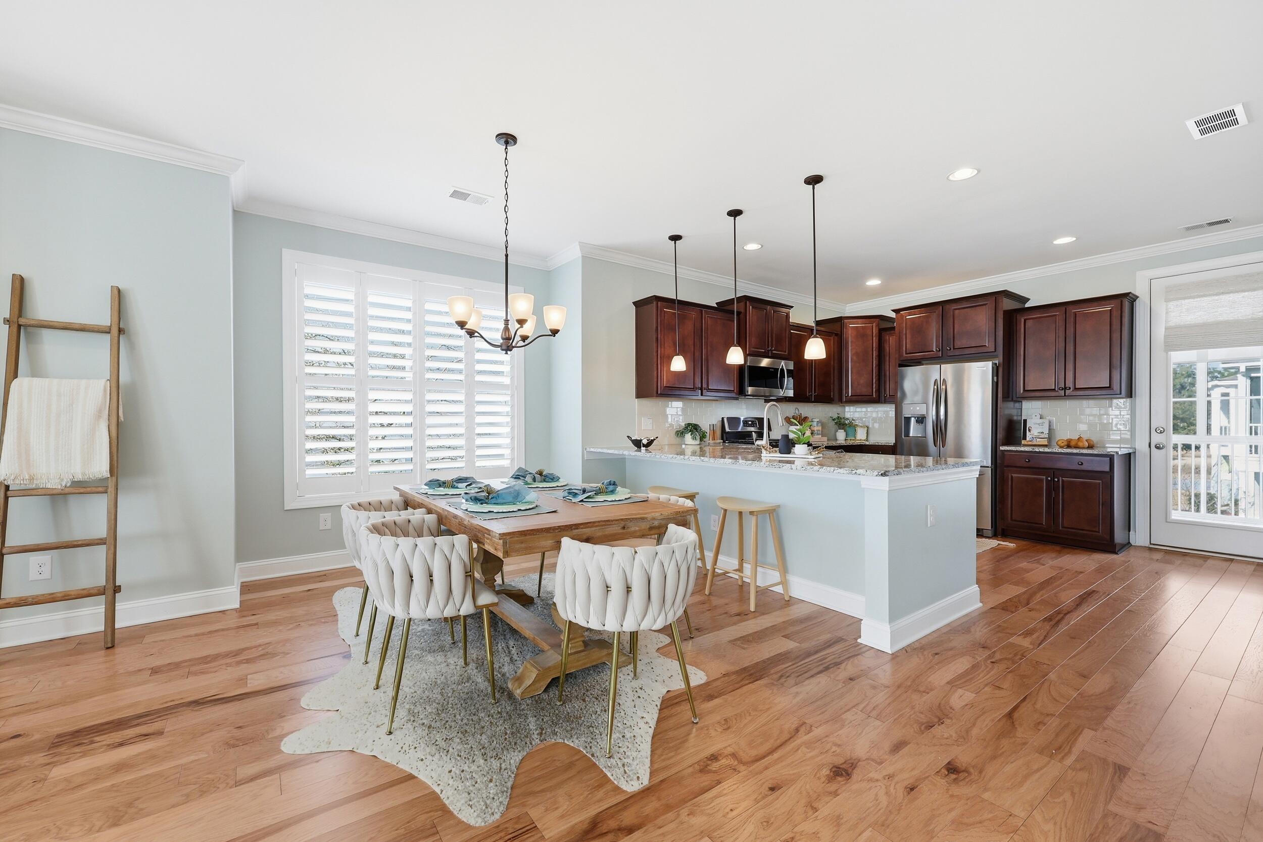 1621 Prince Edward Street Mount Pleasant, SC 29466 - Photo 9 of 64 10_ru4a1332