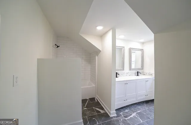 $608,000 | 215 Lenox Road, Athens, GA 30606