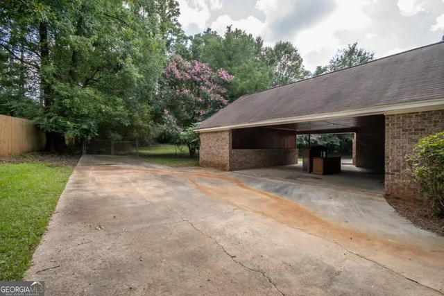$608,000 | 215 Lenox Road, Athens, GA 30606