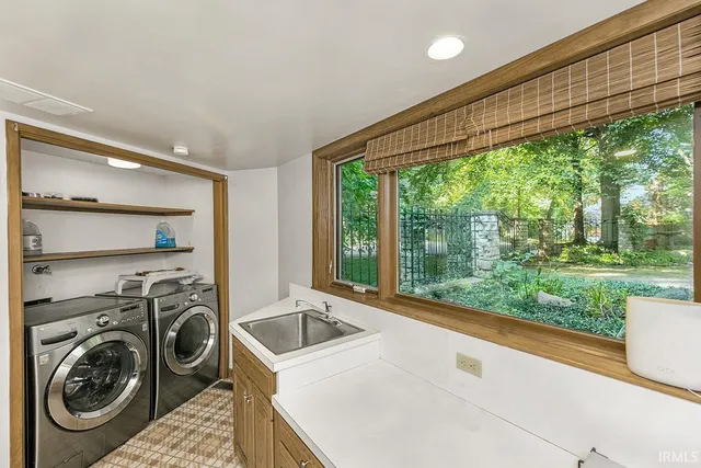 $535,000 | 55944 Dana Drive, Bristol, IN 46507