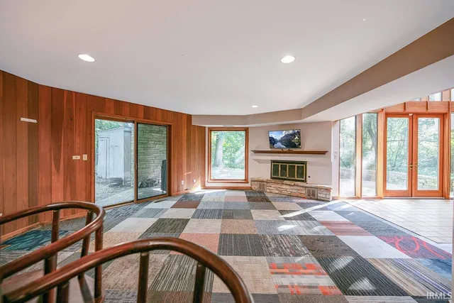 $535,000 | 55944 Dana Drive, Bristol, IN 46507