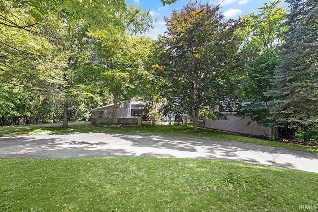 $535,000 | 55944 Dana Drive, Bristol, IN 46507