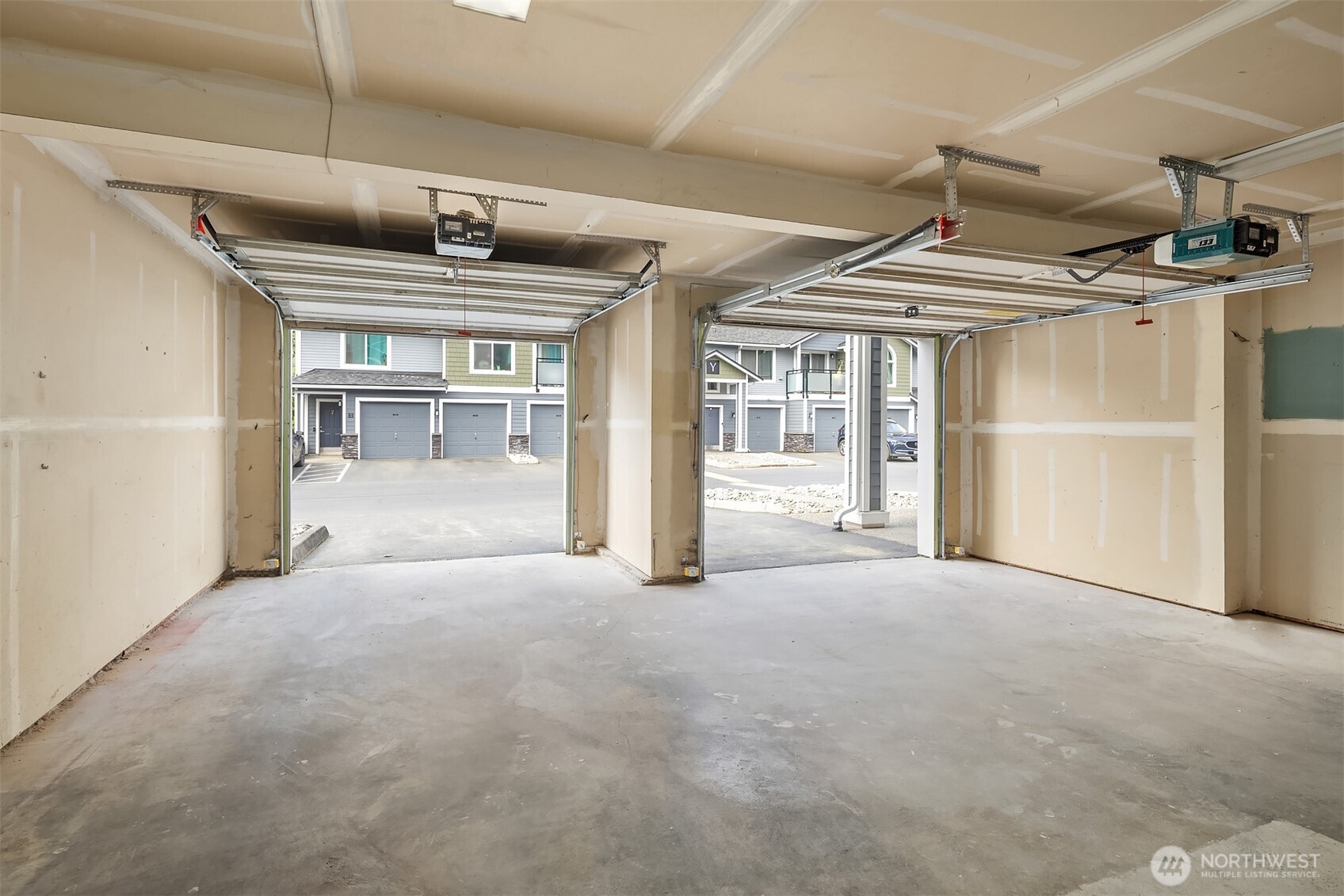 2201 192nd Street Southeast, Unit Z102 Bothell, WA 98012 - Photo 30 of 35