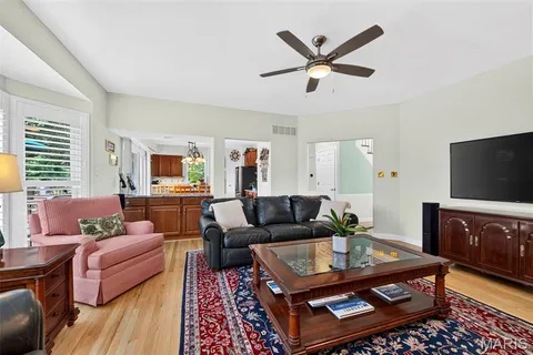 $586,500 | 16850 Westglen Farms Drive, Wildwood, MO 63011