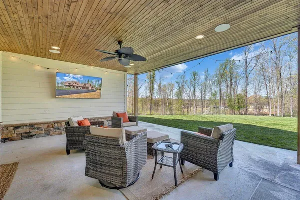 $1,549,000 | 483 Morewood Road, Hardy, VA 24101