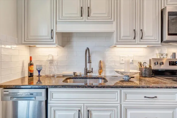 $1,549,000 | 483 Morewood Road, Hardy, VA 24101