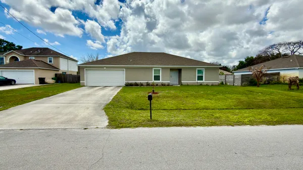 $2,900 | 6446 Northwest Polly Court, Port St. Lucie, FL 34983