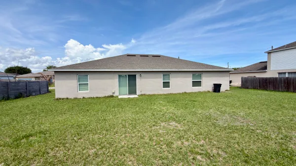 $2,900 | 6446 Northwest Polly Court, Port St. Lucie, FL 34983
