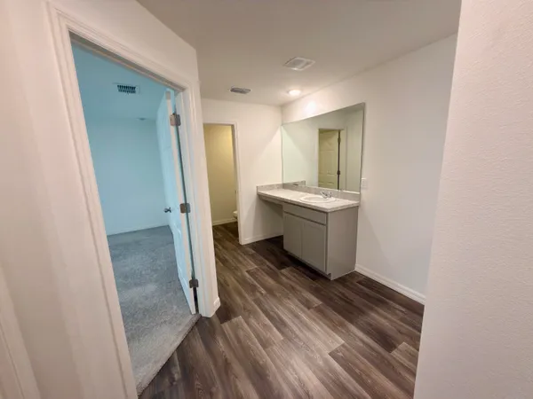 $2,900 | 6446 Northwest Polly Court, Port St. Lucie, FL 34983