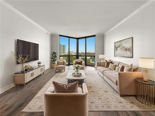 $259,000 | 2870 Pharr Ct S Northwest, Unit 1202, Atlanta, GA 30305