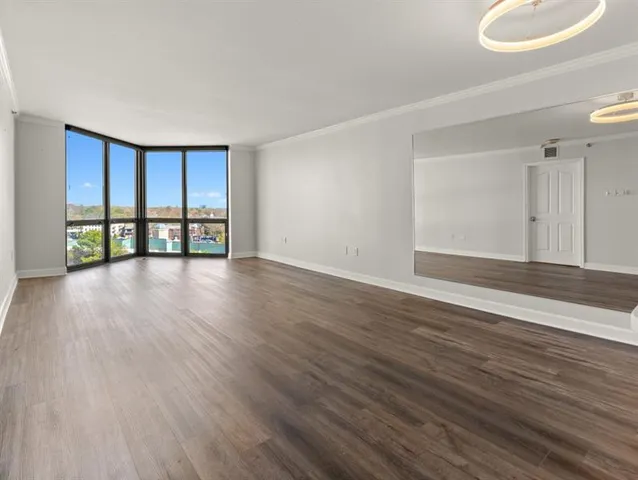 $259,000 | 2870 Pharr Ct S Northwest, Unit 1202, Atlanta, GA 30305