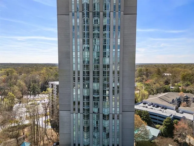 $259,000 | 2870 Pharr Ct S Northwest, Unit 1202, Atlanta, GA 30305